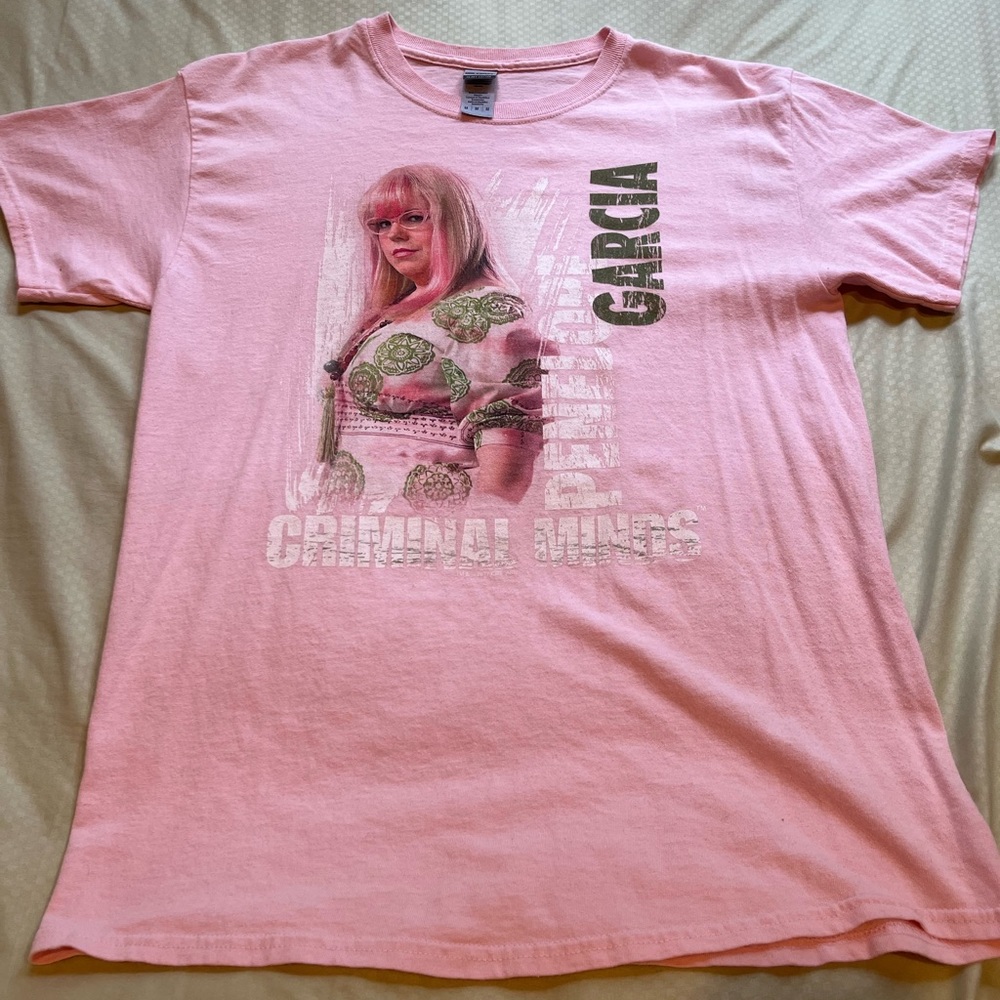 Criminal Minds T-Shirt in size M